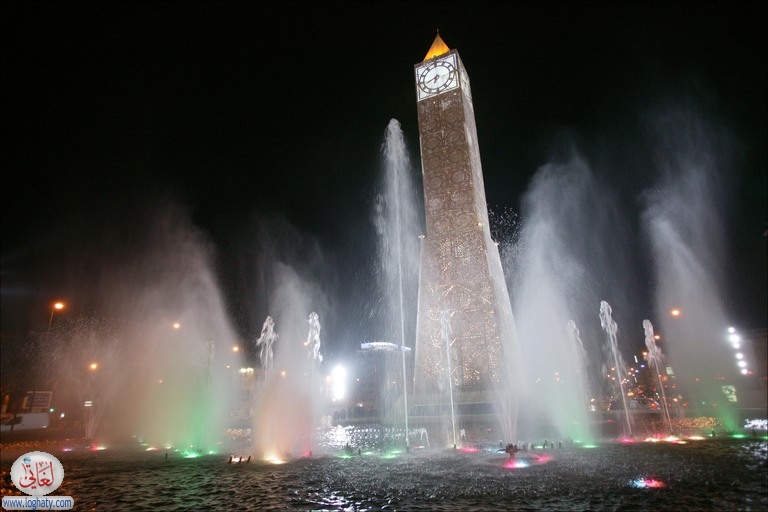 tunis-fountain-night